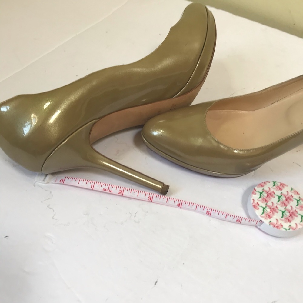 Jimmy Choo Patent Beige Platform Heels Pumps Shoes Almond Toe Wedge Heel Sexy - Picture 7 of 16